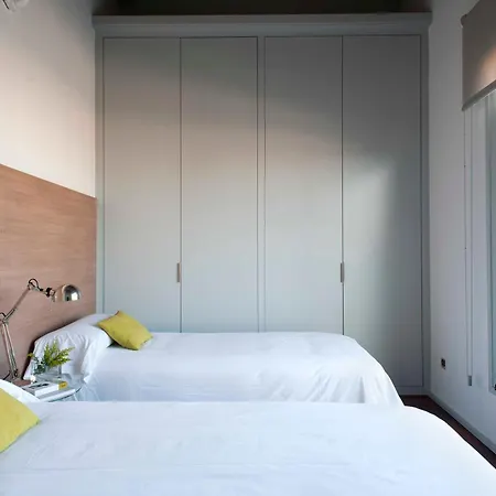 Eric Voekel Boutique Apartments - Madrid Suites-2